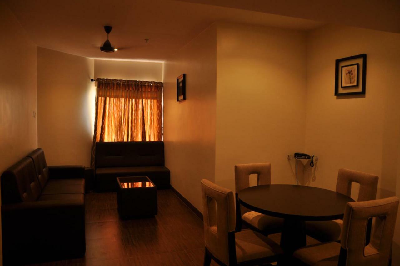 Krishna Residency Hotel Vijayawāda Exterior foto